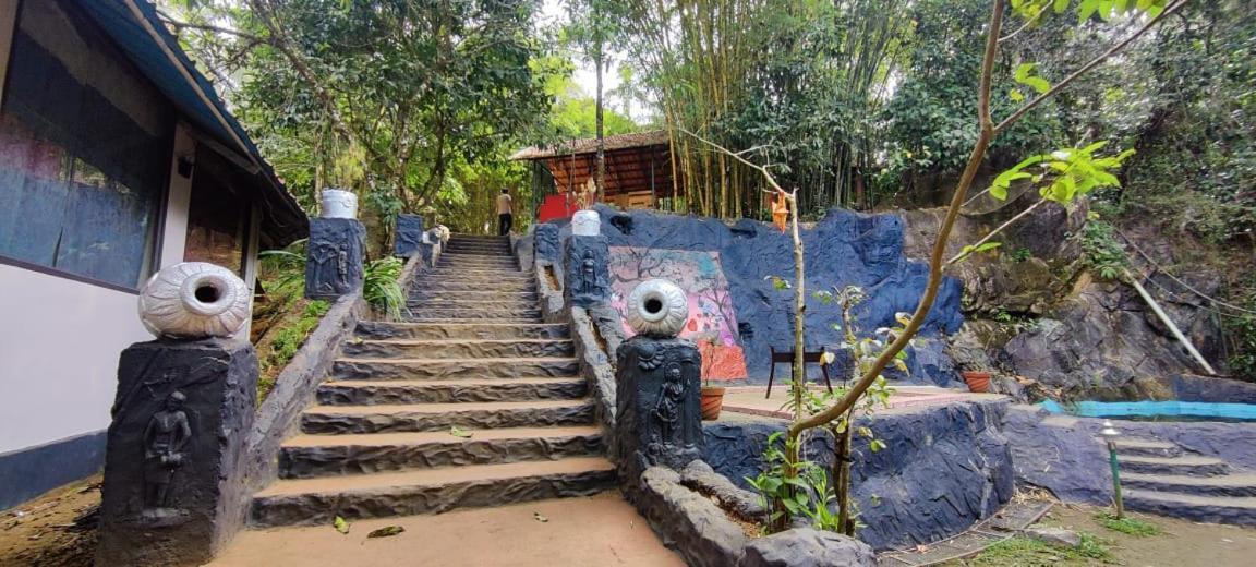 Clay Resort By Bestinn Leisure - Wayanad Padinjarathara Экстерьер фото